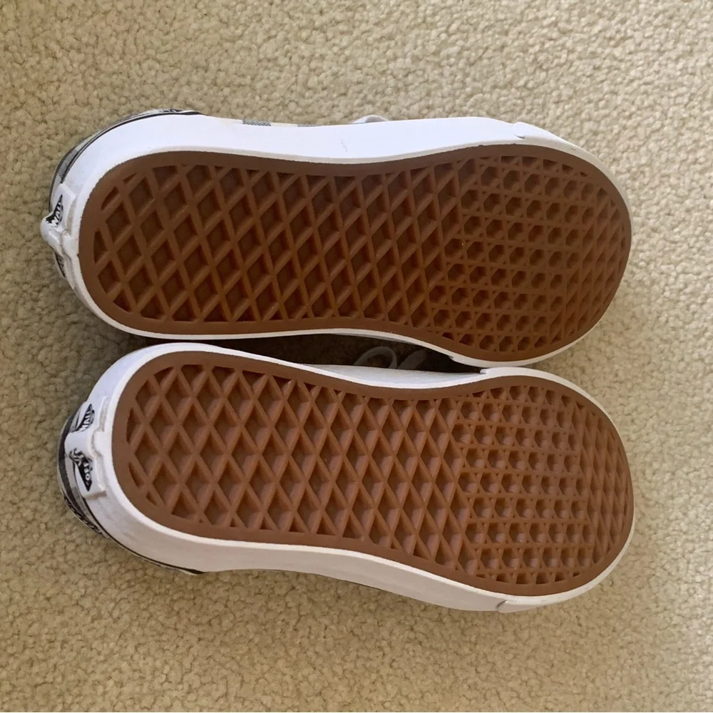 VANS “Old Skool” Checkered Sneakers - Picture 9 of 9